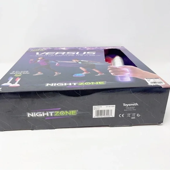 Toysmith Nightzone Capture The Flag Game NEW - Picture 8 of 12